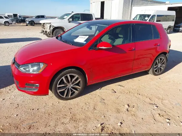 3VW217AUXGM021183 2016 VOLKSWAGEN GOLF - Image 2