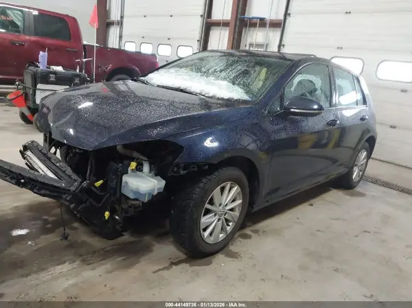 3VW217AUXGM025105 2016 VOLKSWAGEN GOLF - Image 2