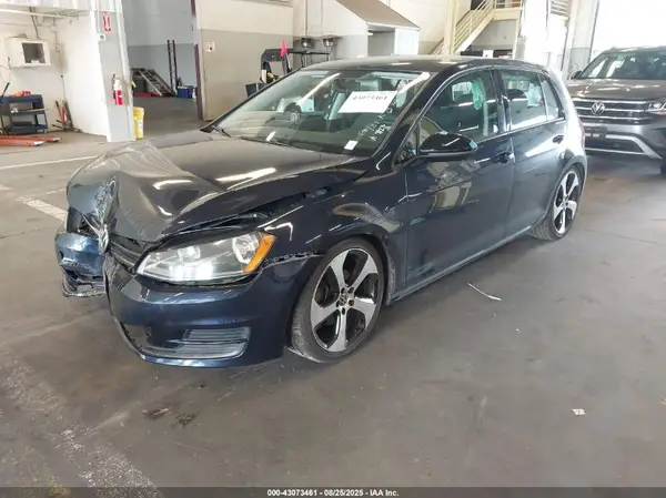 3VW217AUXGM035357 2016 VOLKSWAGEN GOLF - Image 2