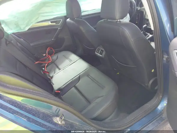3VW217AUXGM042650 2016 VOLKSWAGEN GOLF - Image 8