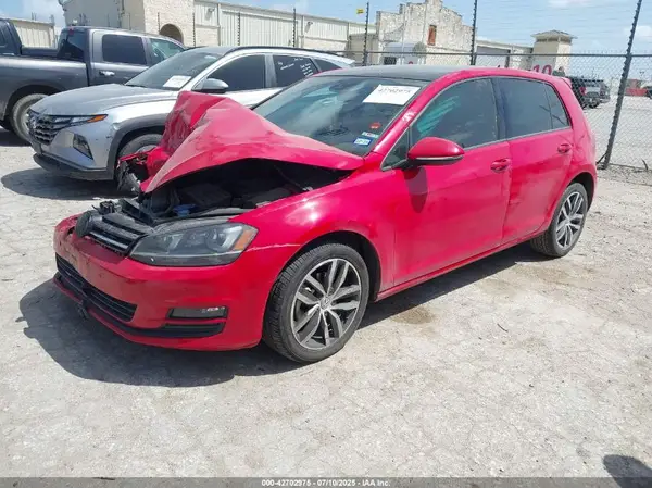 3VW217AUXGM064700 2016 VOLKSWAGEN GOLF - Image 2