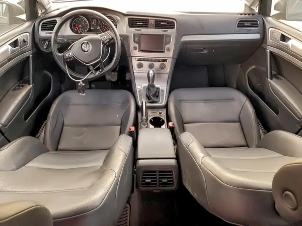 3VW217AUXHM014980 2017 VOLKSWAGEN GOLF - Image 8