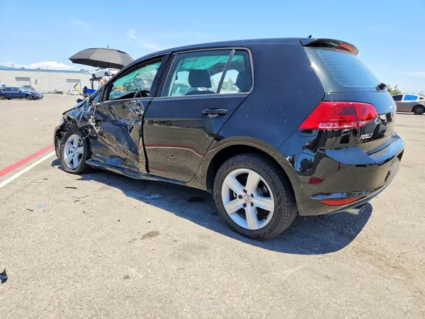 3VW217AUXHM035084 2017 VOLKSWAGEN GOLF - Image 2