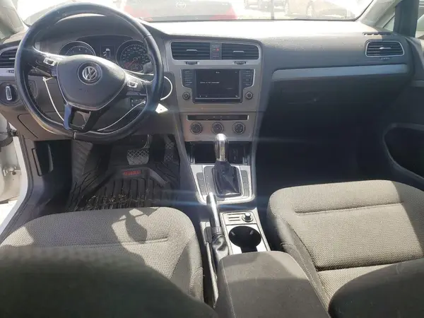 3VW217AUXHM054704 2017 VOLKSWAGEN GOLF - Image 8