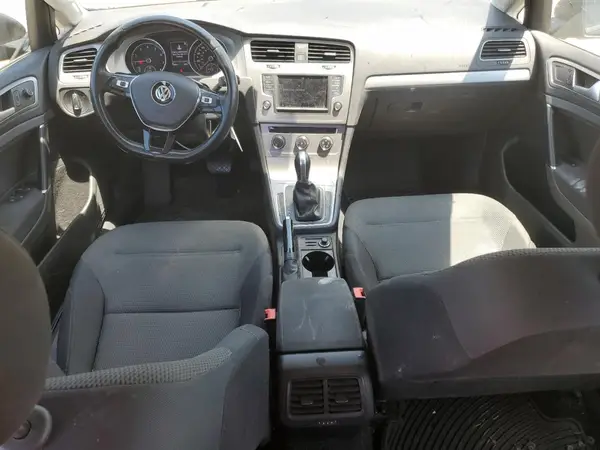 3VW217AUXHM062429 2017 VOLKSWAGEN GOLF - Image 8