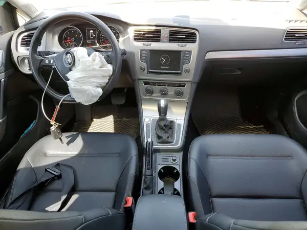 3VW217AUXHM076900 2017 VOLKSWAGEN GOLF - Image 8