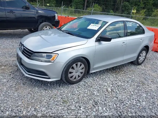 3VW267AJ0GM241374 2016 VOLKSWAGEN JETTA - Image 2