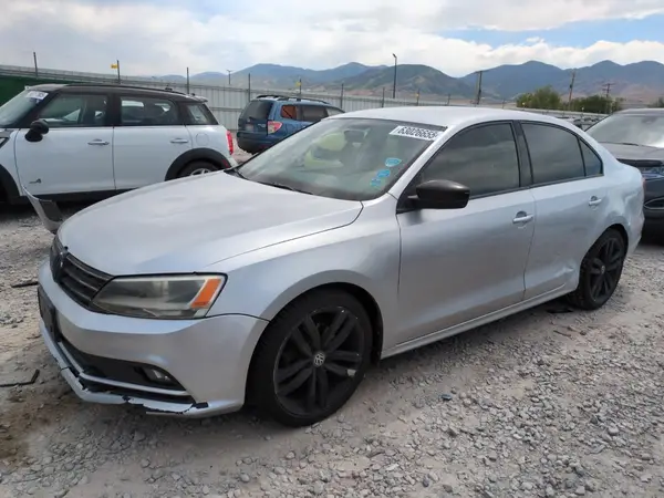 3VW267AJ0GM248020 2016 VOLKSWAGEN JETTA - Image 1