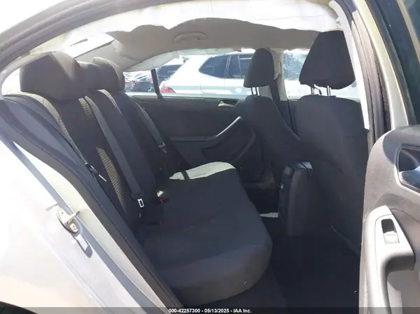 3VW267AJ0GM280501 2016 VOLKSWAGEN JETTA - Image 8