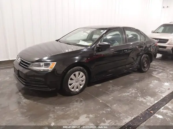 3VW267AJ0GM281597 2016 VOLKSWAGEN JETTA - Image 2