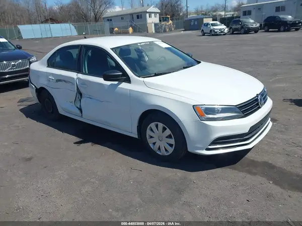 3VW267AJ0GM301928 2016 VOLKSWAGEN JETTA - Image 1