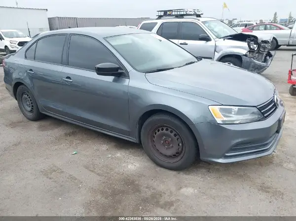 3VW267AJ0GM334704 2016 VOLKSWAGEN JETTA - Image 1