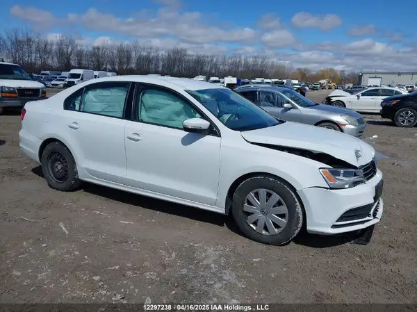 3VW267AJ1GM208352 2016 VOLKSWAGEN JETTA - Image 1