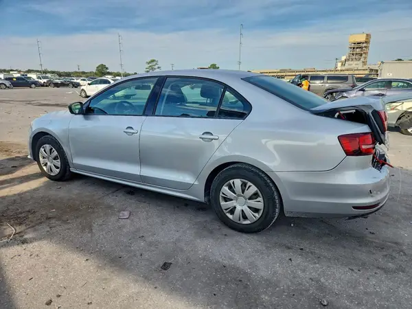 3VW267AJ1GM211557 2016 VOLKSWAGEN JETTA - Image 2