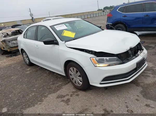 3VW267AJ1GM256076 2016 VOLKSWAGEN JETTA - Image 1