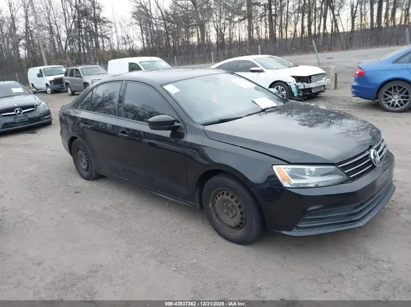 3VW267AJ1GM261715 2016 VOLKSWAGEN JETTA - Image 1