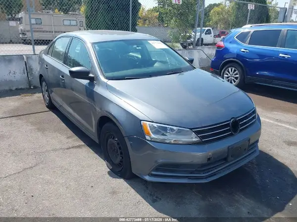 3VW267AJ1GM282080 2016 VOLKSWAGEN JETTA - Image 1
