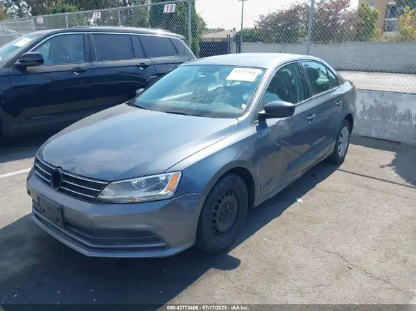 3VW267AJ1GM282080 2016 VOLKSWAGEN JETTA - Image 2