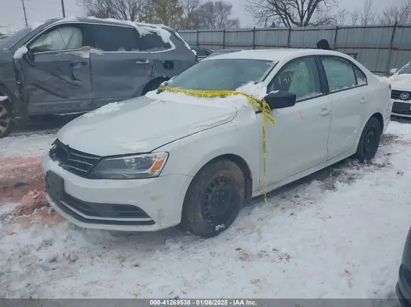 3VW267AJ1GM299526 2016 VOLKSWAGEN JETTA - Image 2