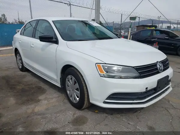 3VW267AJ1GM326739 2016 VOLKSWAGEN JETTA - Image 1
