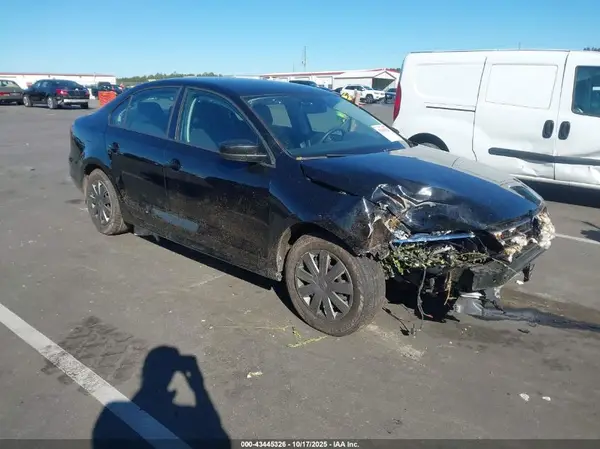 3VW267AJ1GM330175 2016 VOLKSWAGEN JETTA - Image 1