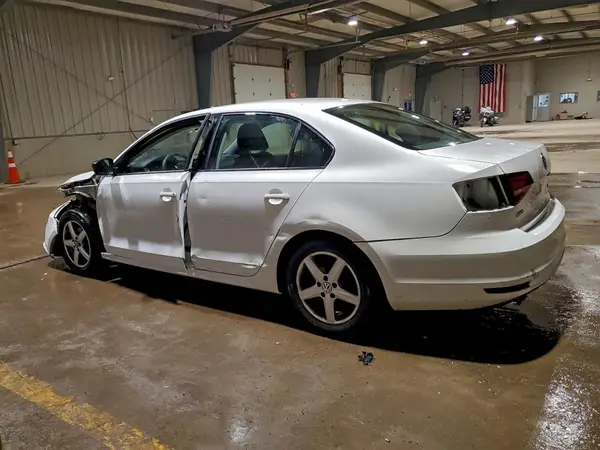 3VW267AJ1GM330659 2016 VOLKSWAGEN JETTA - Image 2