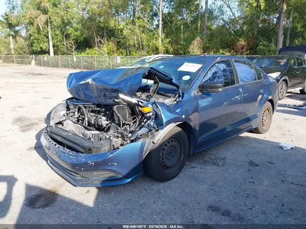 3VW267AJ1GM337692 2016 VOLKSWAGEN JETTA - Image 2