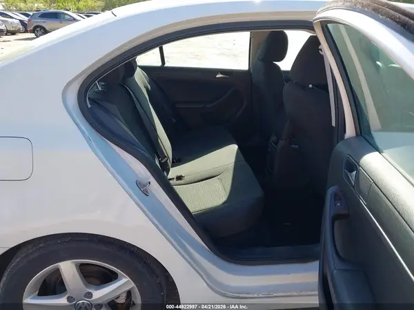 3VW267AJ1GM339538 2016 VOLKSWAGEN JETTA - Image 8