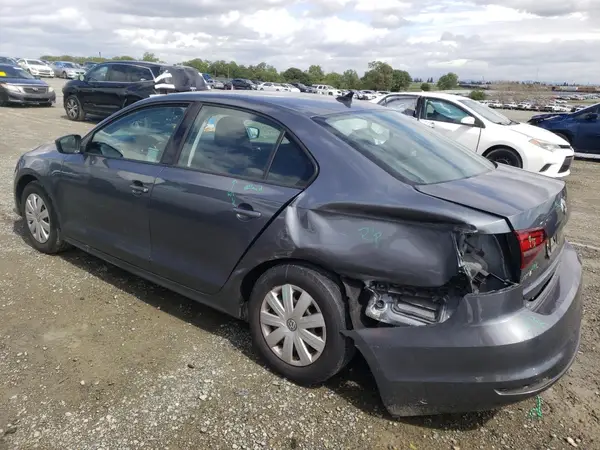 3VW267AJ1GM347011 2016 VOLKSWAGEN JETTA - Image 2