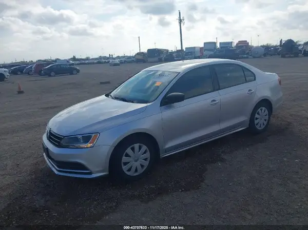 3VW267AJ1GM365573 2016 VOLKSWAGEN JETTA - Image 2