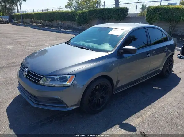 3VW267AJ1GM375603 2016 VOLKSWAGEN JETTA - Image 2