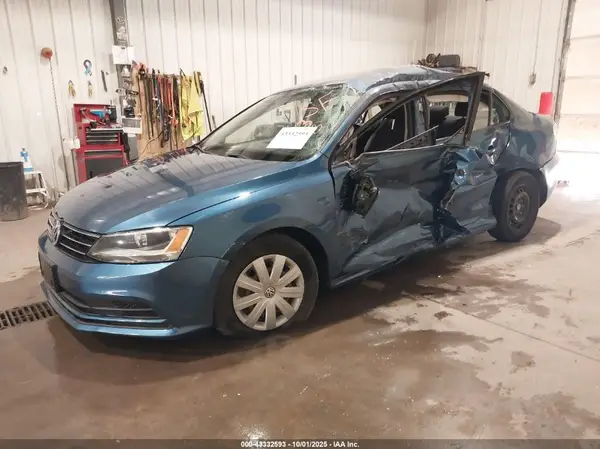 3VW267AJ2GM241084 2016 VOLKSWAGEN JETTA - Image 2