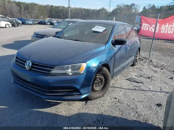 3VW267AJ2GM243787 2016 VOLKSWAGEN JETTA - Image 2