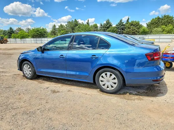 3VW267AJ2GM267202 2016 VOLKSWAGEN JETTA - Image 2