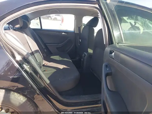 3VW267AJ2GM270567 2016 VOLKSWAGEN JETTA - Image 8