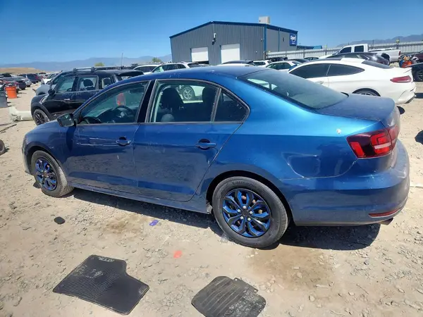 3VW267AJ2GM274232 2016 VOLKSWAGEN JETTA - Image 2