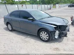 3VW267AJ2GM286140 2016 VOLKSWAGEN JETTA