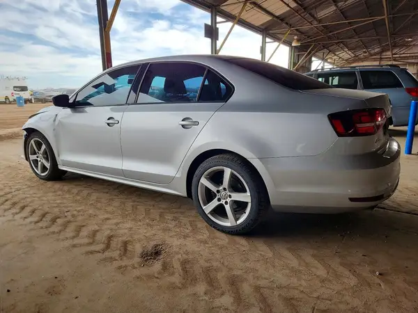 3VW267AJ2GM305348 2016 VOLKSWAGEN JETTA - Image 2