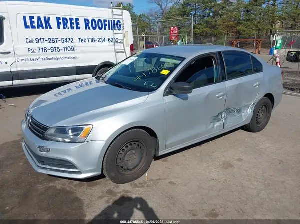3VW267AJ2GM320030 2016 VOLKSWAGEN JETTA - Image 2