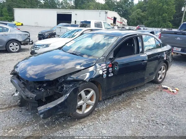 3VW267AJ2GM335286 2016 VOLKSWAGEN JETTA - Image 2