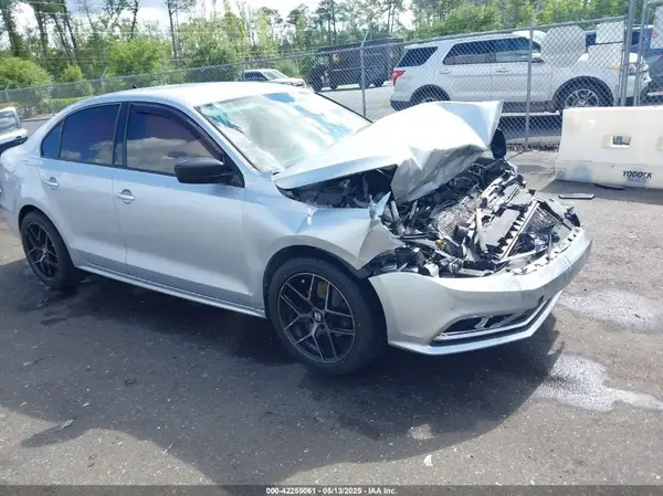 3VW267AJ2GM344232 2016 VOLKSWAGEN JETTA - Image 1