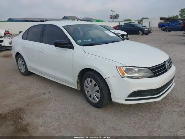 3VW267AJ2GM355120 2016 VOLKSWAGEN JETTA - Image 1