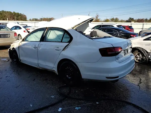 3VW267AJ2GM361063 2016 VOLKSWAGEN JETTA - Image 2