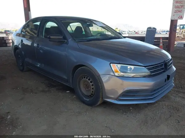 3VW267AJ2GM361614 2016 VOLKSWAGEN JETTA - Image 1