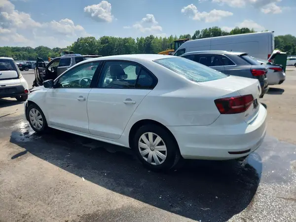3VW267AJ2GM403618 2016 VOLKSWAGEN JETTA - Image 2