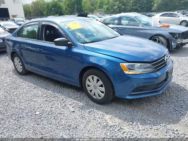 3VW267AJ2GM420015 2016 VOLKSWAGEN JETTA - Image 1