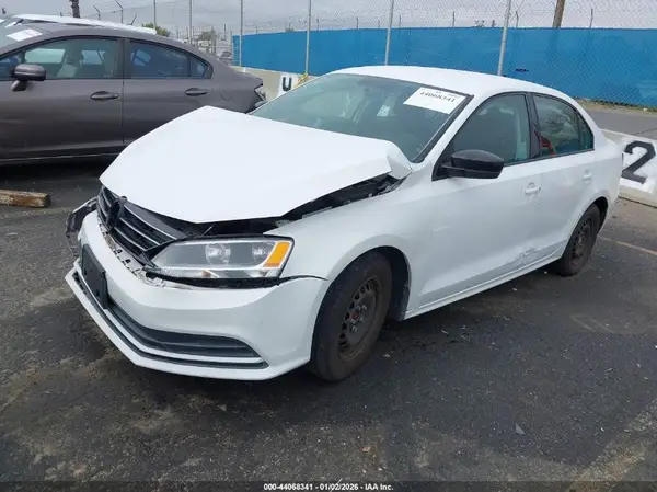 3VW267AJ3GM205534 2016 VOLKSWAGEN JETTA - Image 2