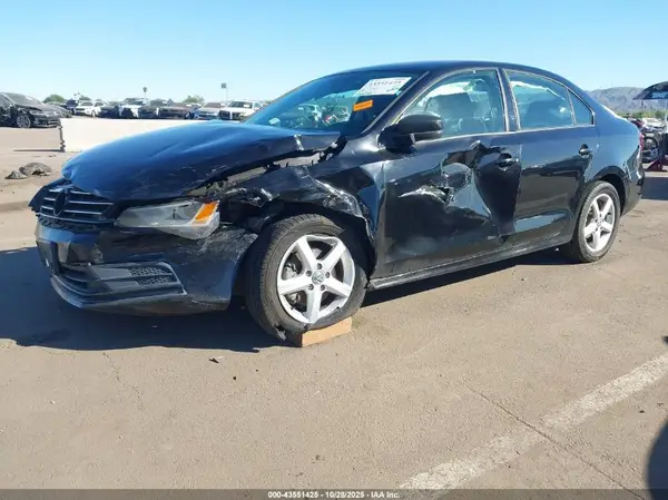 3VW267AJ3GM205582 2016 VOLKSWAGEN JETTA - Image 2