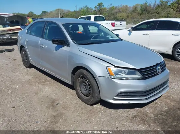 3VW267AJ3GM253096 2016 VOLKSWAGEN JETTA - Image 1