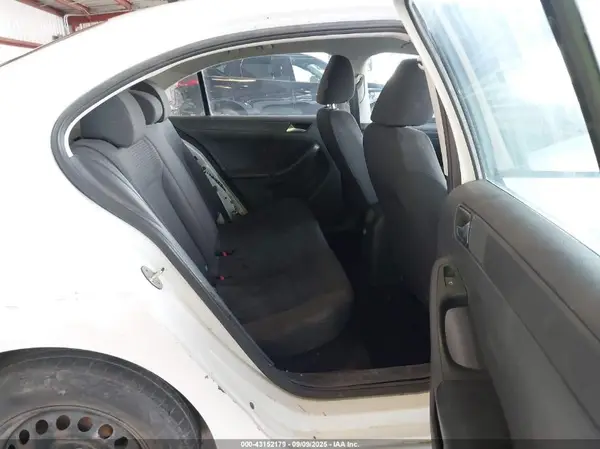 3VW267AJ3GM262008 2016 VOLKSWAGEN JETTA - Image 8